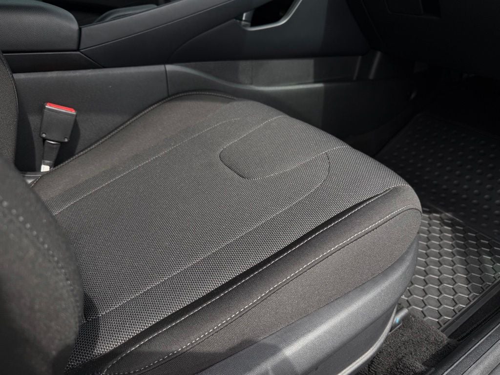 2022 Hyundai Elantra SE