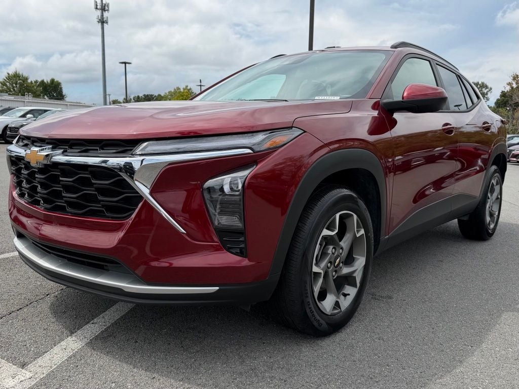 2024 Chevrolet Trax LT *Clean Carfax/One-Owner