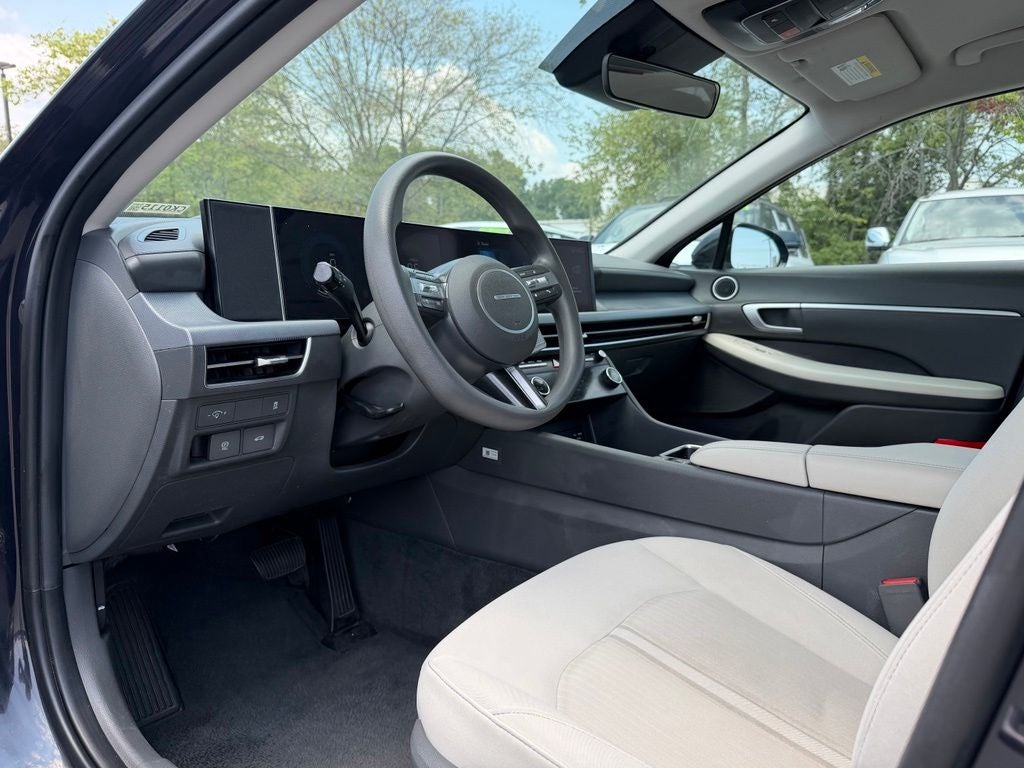 2025 Hyundai Sonata SEL *Clean Carfax, One-Owner