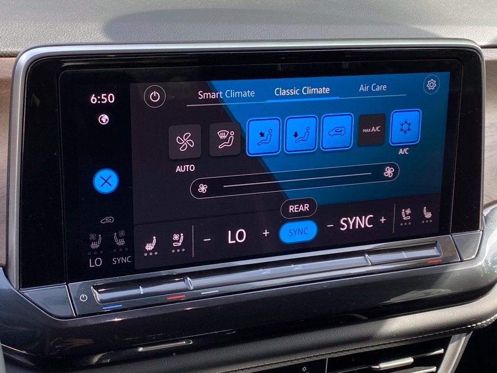 2026 Volkswagen Atlas SE w/Technology