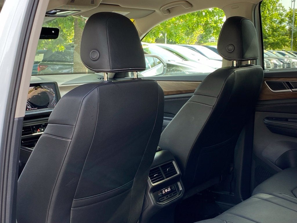 2026 Volkswagen Atlas SE w/Technology