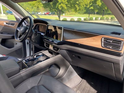 2026 Volkswagen Atlas SE w/Technology