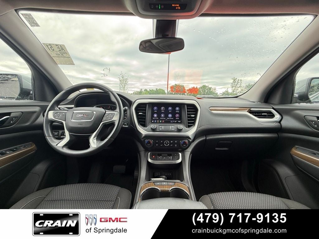 2023 GMC Acadia SLE