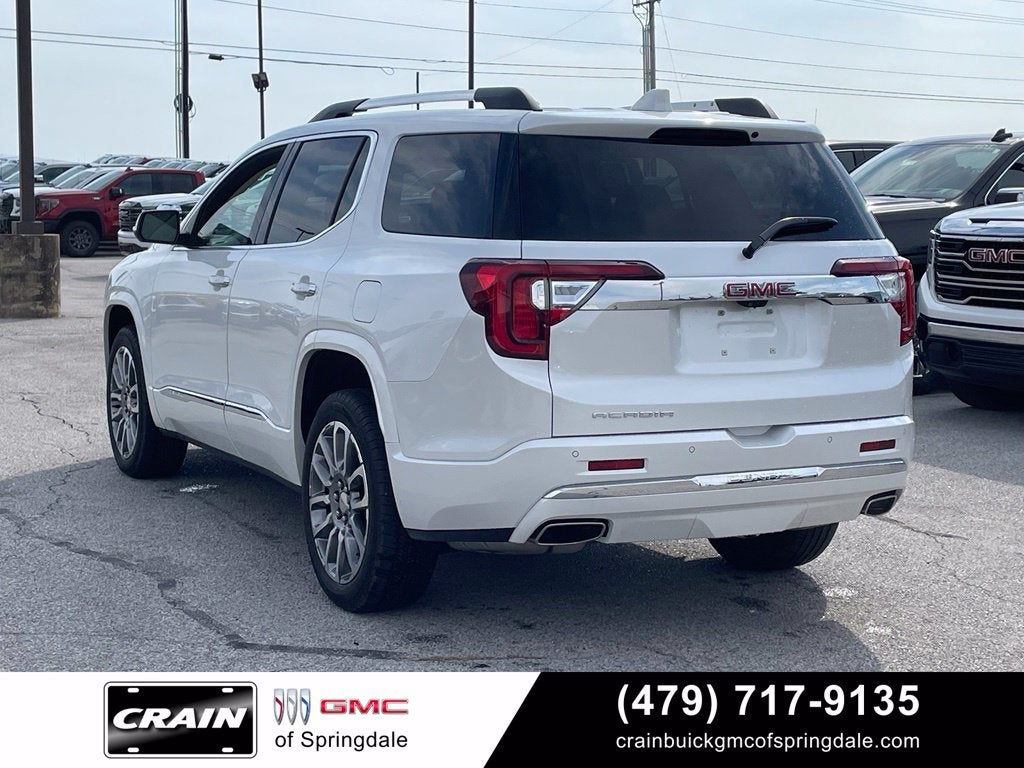 2023 GMC Acadia Denali