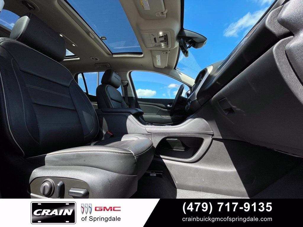 2022 GMC Acadia Denali