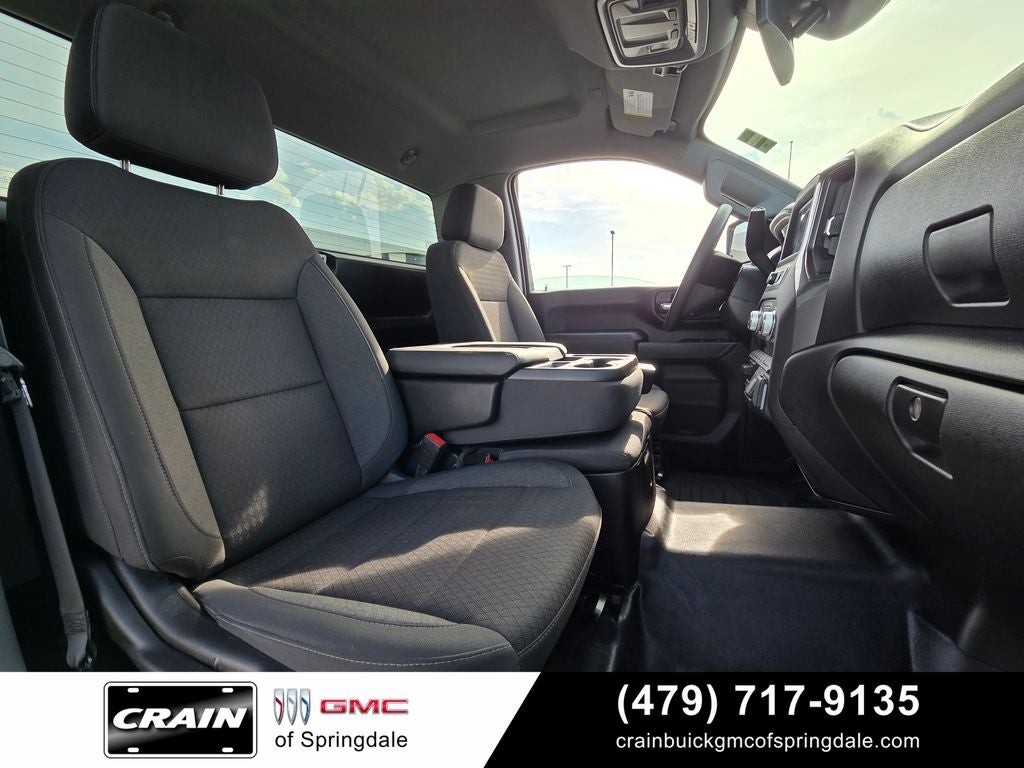 2025 GMC Sierra 2500HD Pro