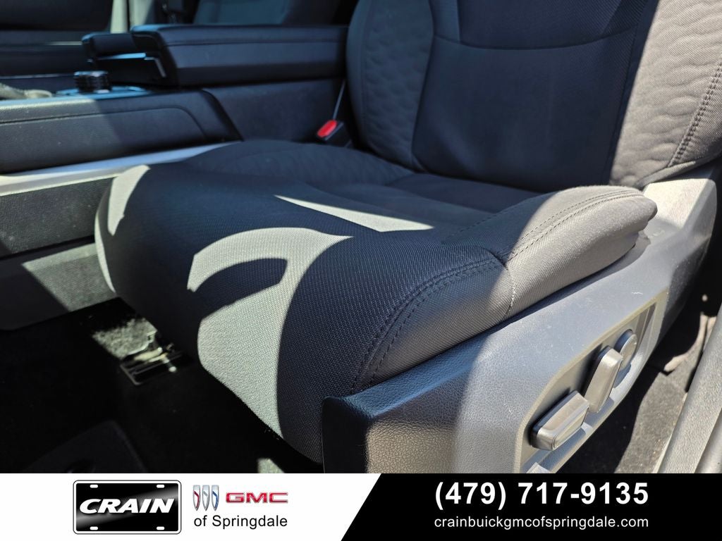 2025 Toyota Sequoia SR5 HYBRID ALL WHEEL DRIVE