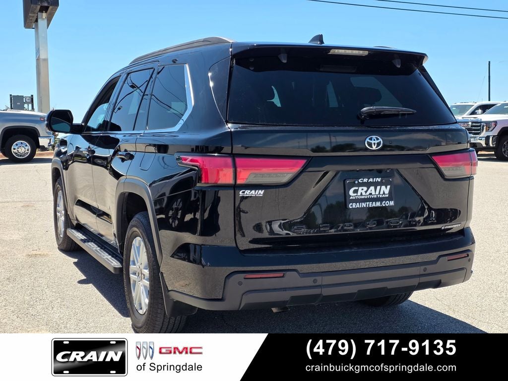 2025 Toyota Sequoia SR5 HYBRID ALL WHEEL DRIVE