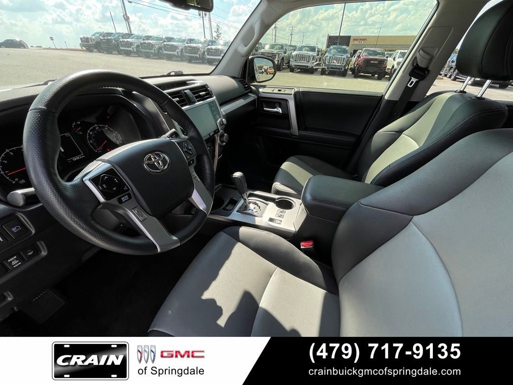 2023 Toyota 4Runner SR5 Premium PREMIUM & MOONROOF PACKAGE