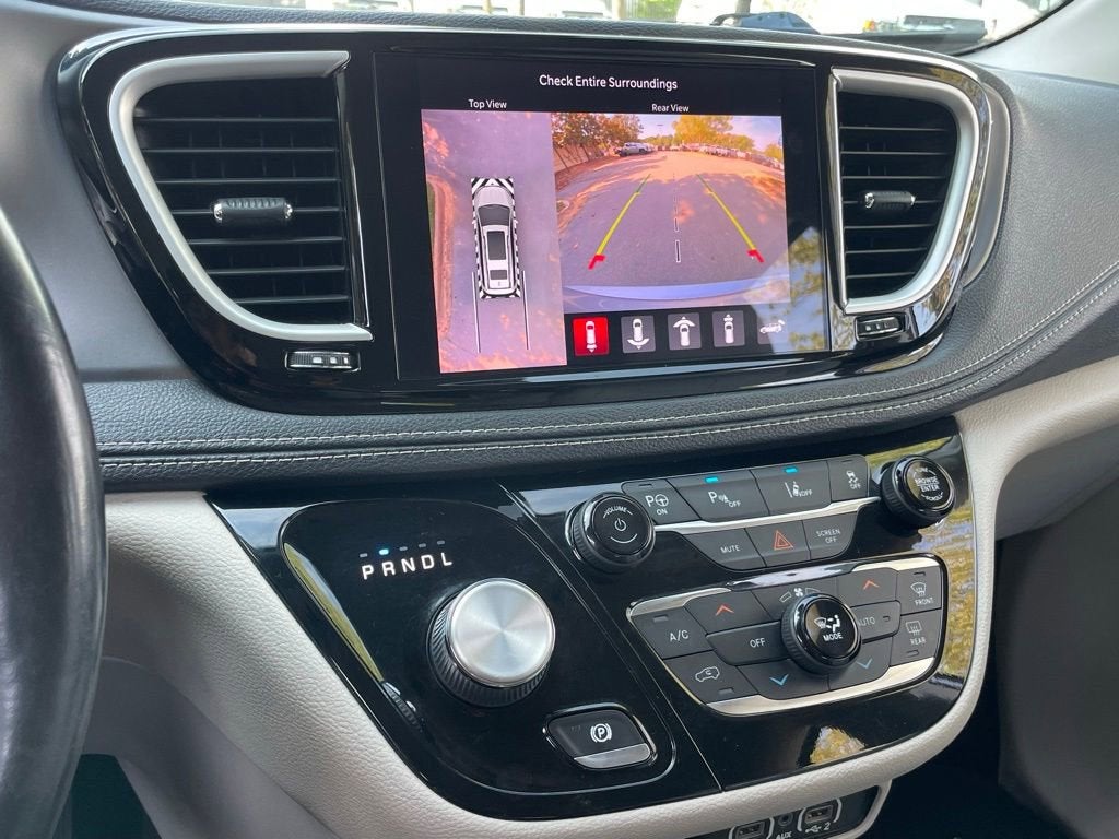 2021 Chrysler Pacifica Hybrid Touring L