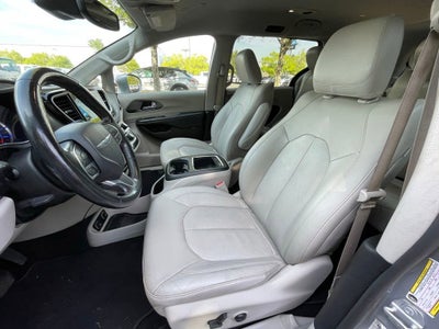 2021 Chrysler Pacifica Hybrid Touring L