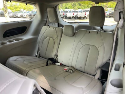 2021 Chrysler Pacifica Hybrid Touring L