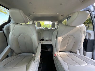2021 Chrysler Pacifica Hybrid Touring L