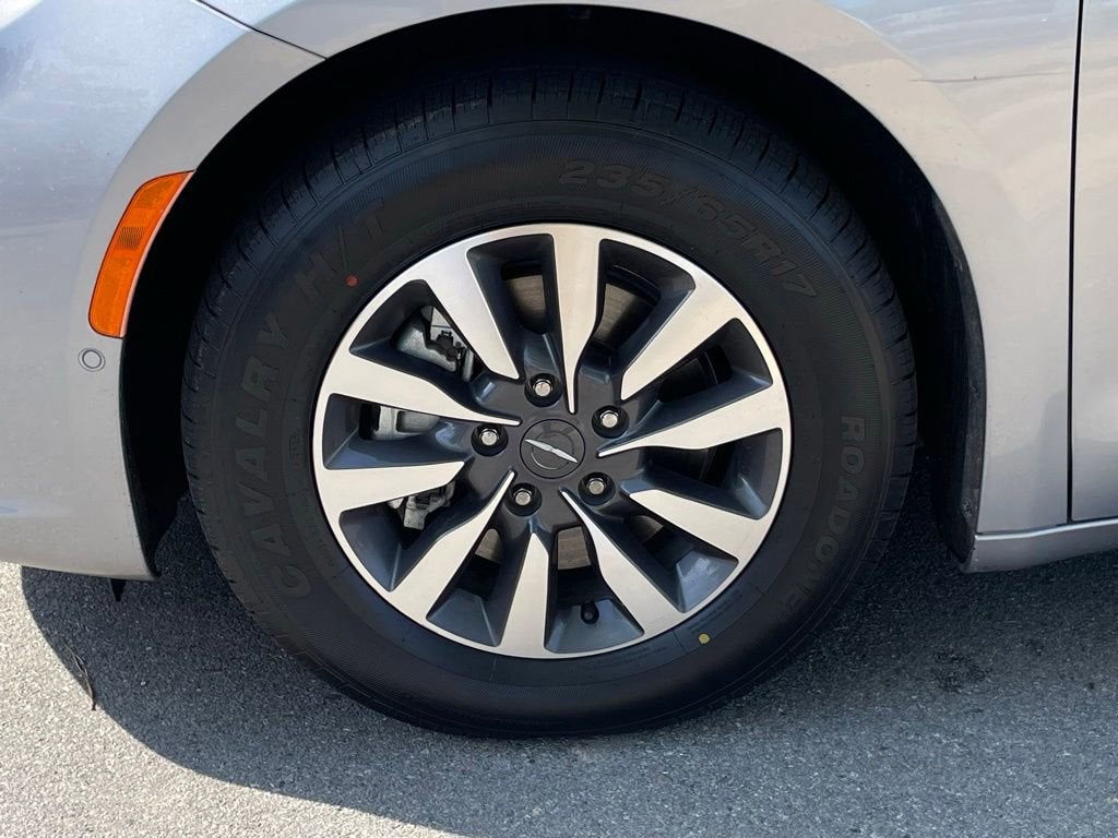 2021 Chrysler Pacifica Hybrid Touring L