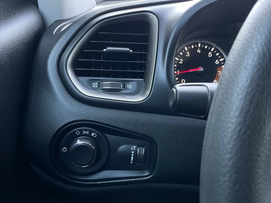 2023 Jeep Renegade Latitude