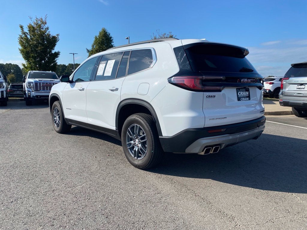 2025 GMC Acadia Elevation