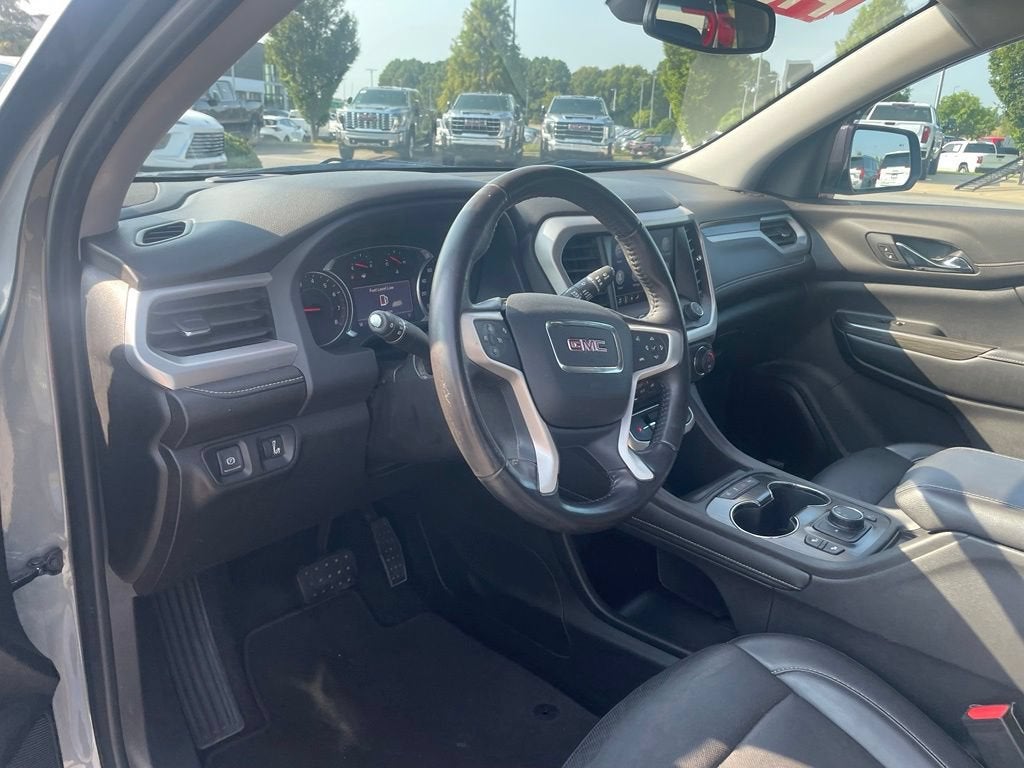 2021 GMC Acadia SLT