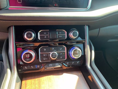 2024 GMC Yukon Denali Ultimate
