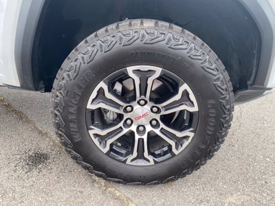 2025 GMC Canyon AT4