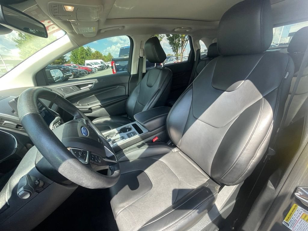 2021 Ford Edge Titanium