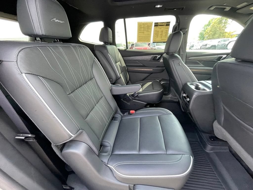 2025 Buick Enclave Avenir