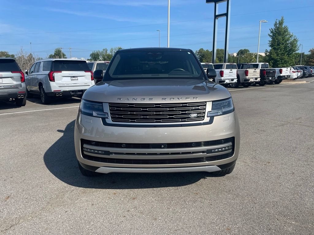 2025 Land Rover Range Rover SE