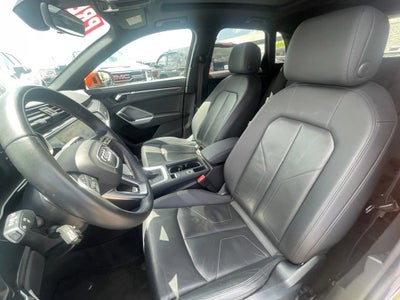 2025 Audi Q3 S line Premium